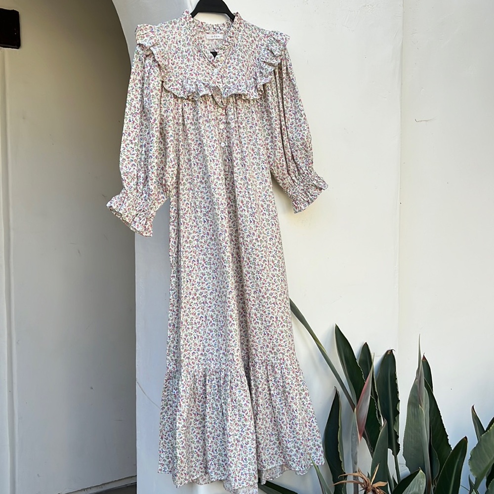 Doen soft cotton floral prairie dress. Xs- small